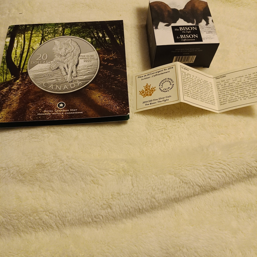 Royal Canadian Mint Paperwork & Sleeve Lot - 2013 Wolf & 2014 Bison The Fight